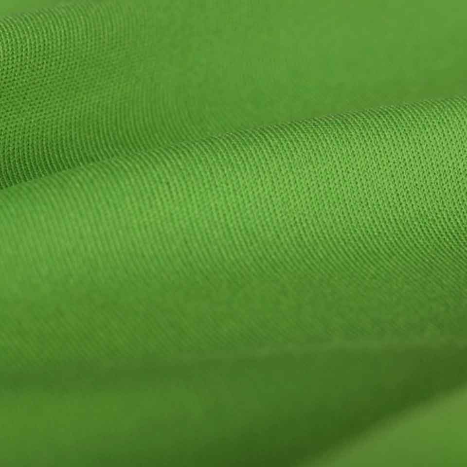 ผ้า ไอบี (IB Fabric) คือผ้าโพลีเอสเตอร์ชนิดหนึ่งที่นิยมใช้ในการผลิต เสื้อยืดสกรีนลายและเสื้อกีฬา